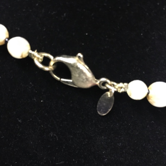 Authentic Vintage CHANEL CoCo Pearls! - Picture 4 of 6